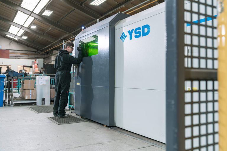 Laser Cutting Machine